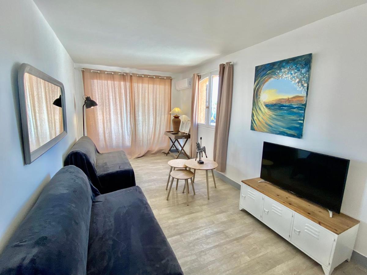 Appartamento Les marines, 2min Plage, accès direct port Cogolin Esterno foto