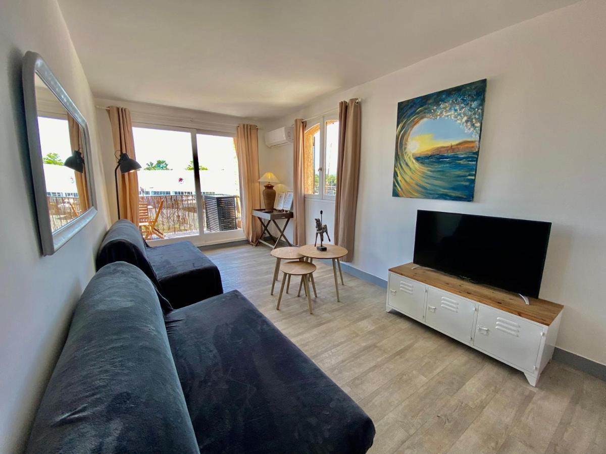 Appartamento Les marines, 2min Plage, accès direct port Cogolin Esterno foto